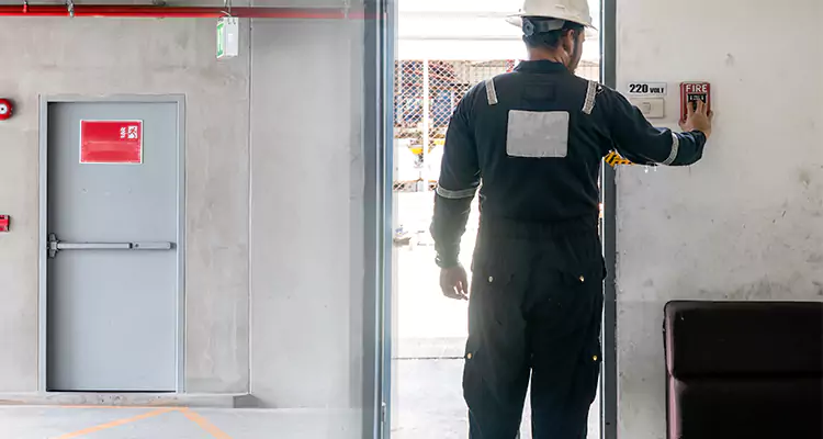 Emergency Fire Exit Door Repair in Kissimmee, FL