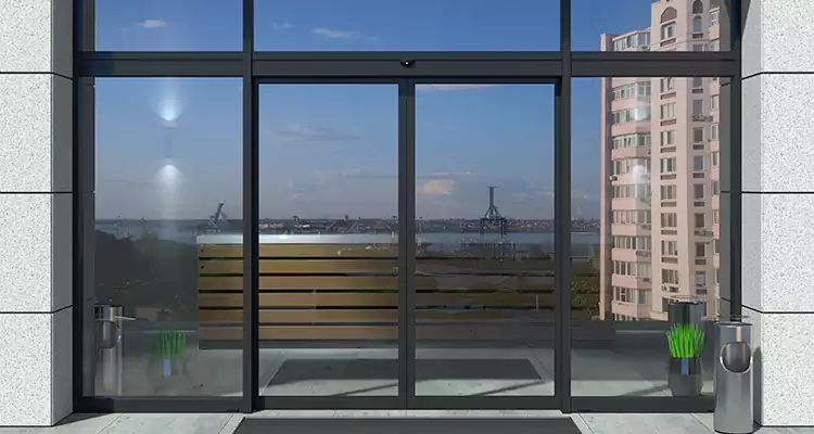 Our Patio Door Casing Repair Services in Kissimmee, FL