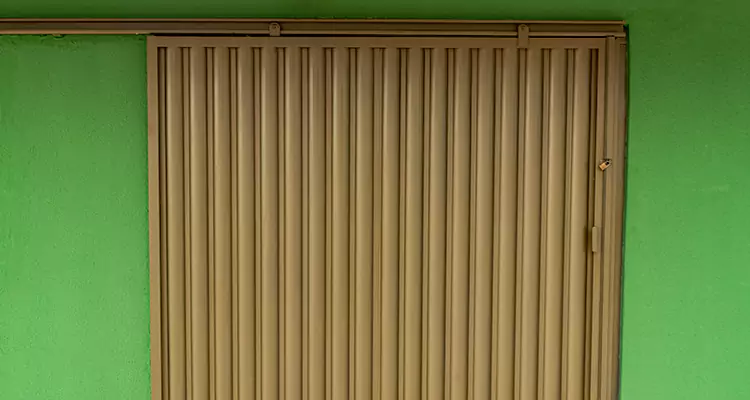 Wooden Sliding Door Stuck Repair Services in Kissimmee, FL