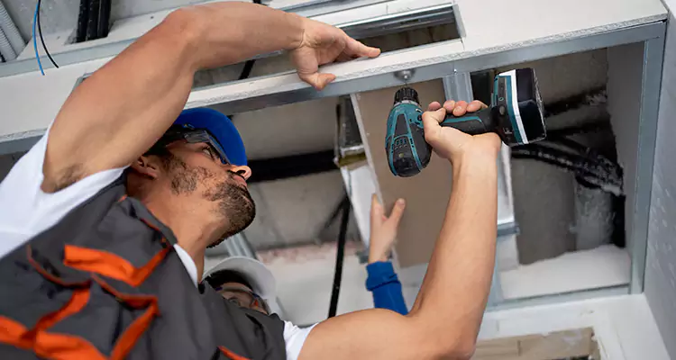 Emergency Overhead Door Repair in Kissimmee, FL