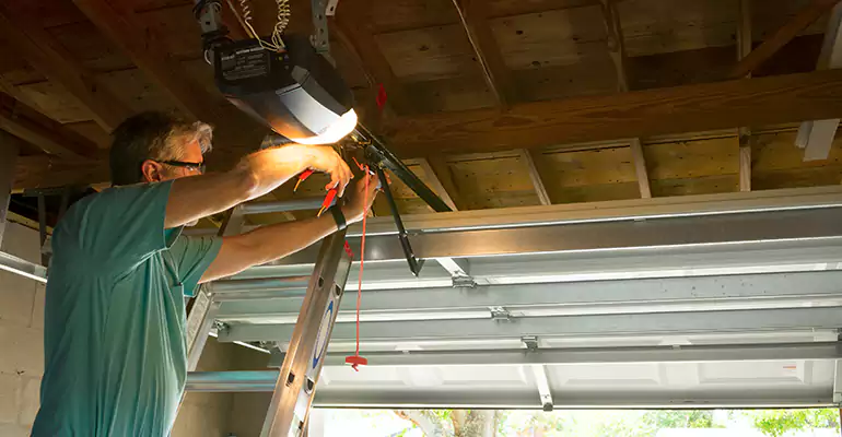 Chamberlain Garage Door Repair in Kissimmee, FL