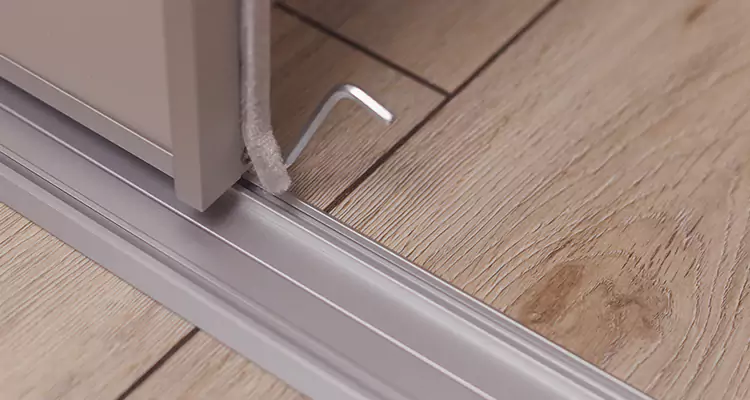 Squeaky Sliding Door Repair in Kissimmee, FL