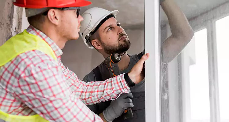 Sliding Patio Door Sticking? Expert Repair in Kissimmee, FL.