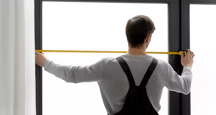 Retractable Deck Screens Repair in Kissimmee, FL