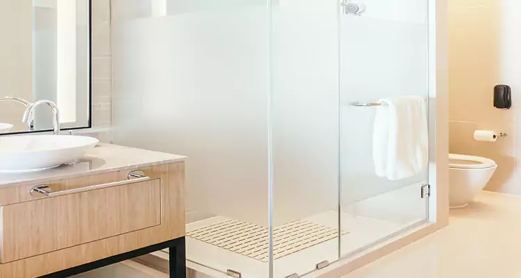 Expert Shower Door Fix and Repair in Kissimmee, FL