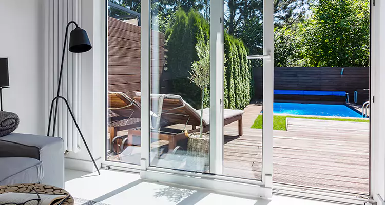 Fixing A Sliding Screen Door Roller in Kissimmee, FL