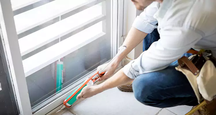 Dap Window Caulk Repair in Kissimmee, FL